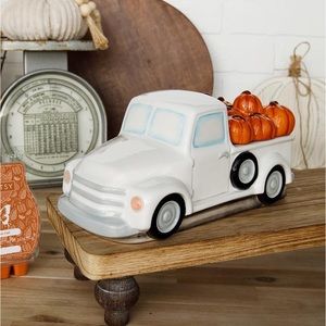 Retro White Truck Warmer + Pumpkin Delivery Lid